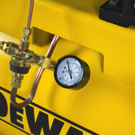 DEWALT 30-Gallon 175-PSI Gas Compressor