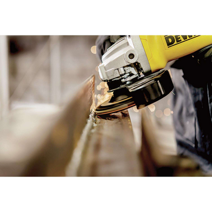 DeWalt 4-1/2 Inch Angle Grinder 11 Amp