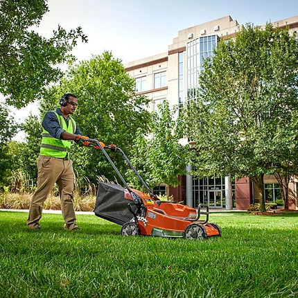 Husqvarna W520i 40V Lithium-Ion Push Mower